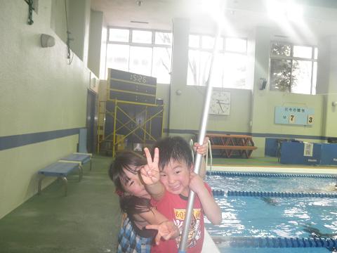 ���}�_�������ăs�[�X�����Ă��鈤�؂ƐM��