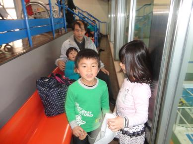 �x���`��������Ɏq�������ƕ��e�ł̋L�O�B�e