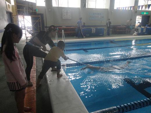 ���j���A���}�_����`���Ă���